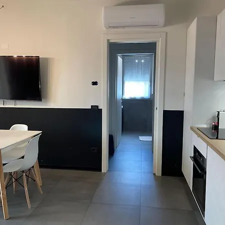 Center - Modern Flat With Free Parking And Wifi - B Apartamento *