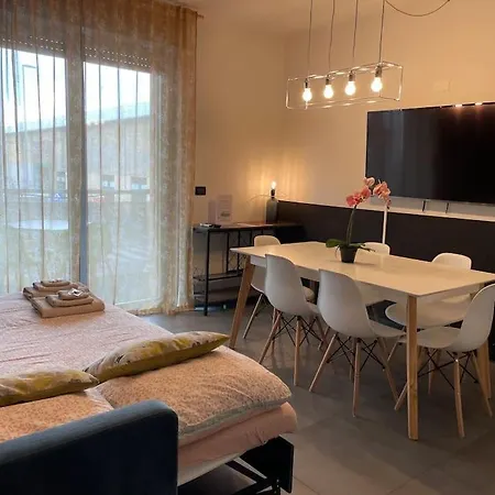 Center - Modern Flat With Free Parking And Wifi - B * Bérgamo