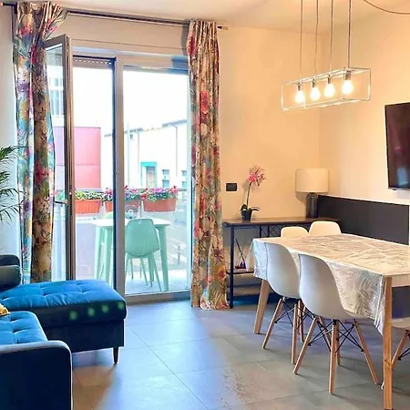 Center - Modern Flat With Free Parking And Wifi - B Apartmán *
